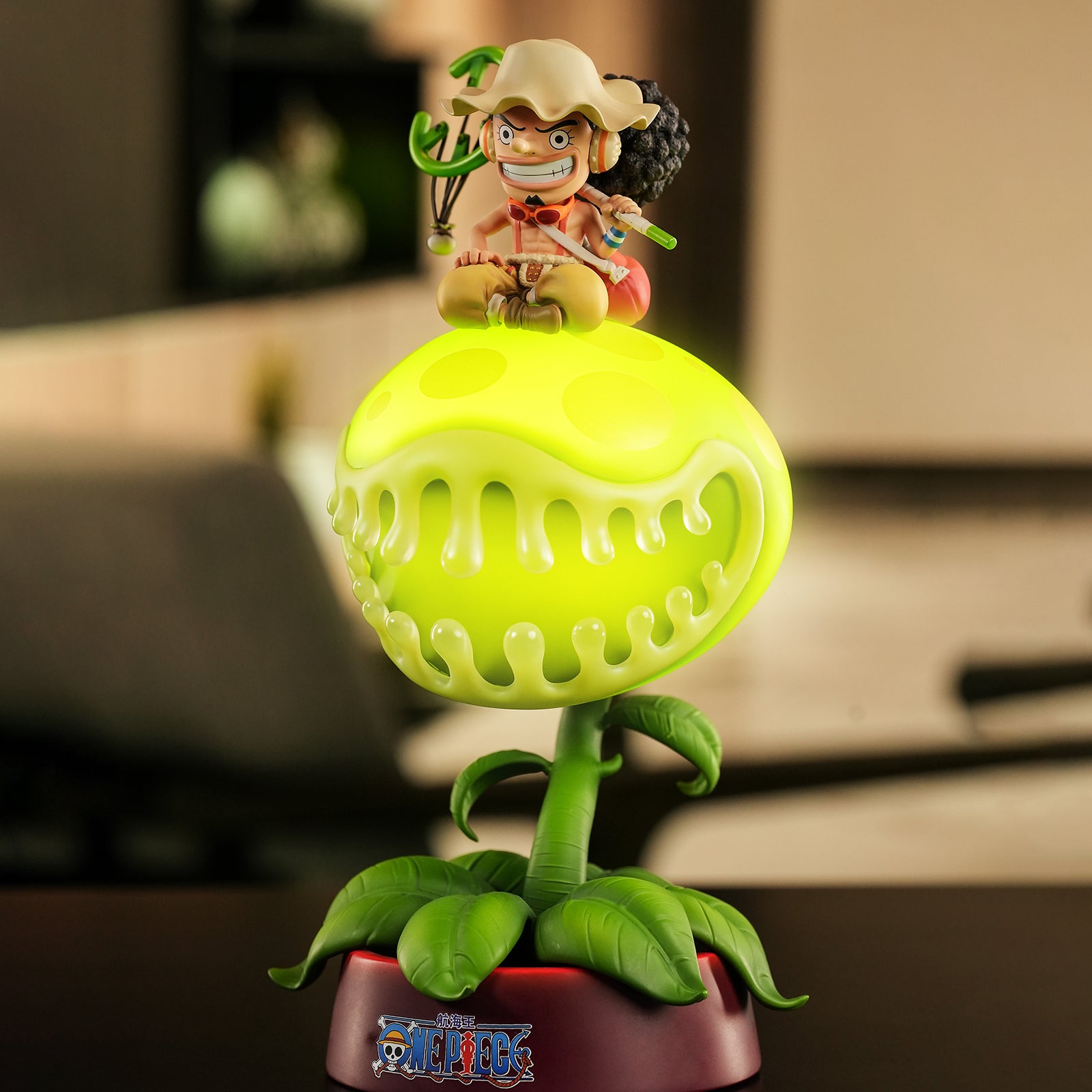 happy life NeNe Usopp Touch-Activated Night Light